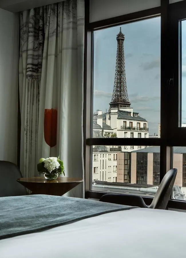 Le Parisis - Tour Eiffel Ξενοδοχείο 4*