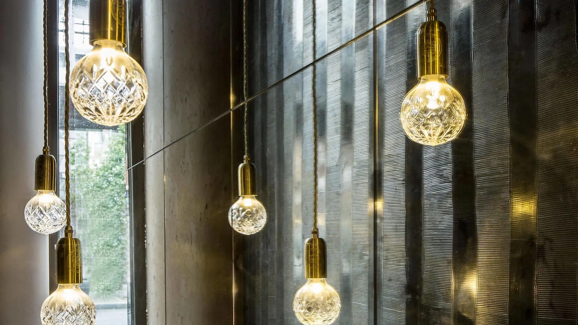Le Parisis - Tour Eiffel Hotel 4*
